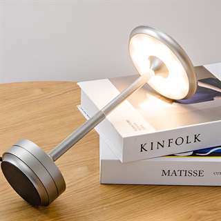 Trådløs LED bordlampe, sølv - Ava